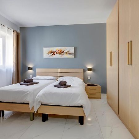 Апартаменти Chic 2Br Penthouse Steps From The Promenade Сліма Екстер'єр фото
