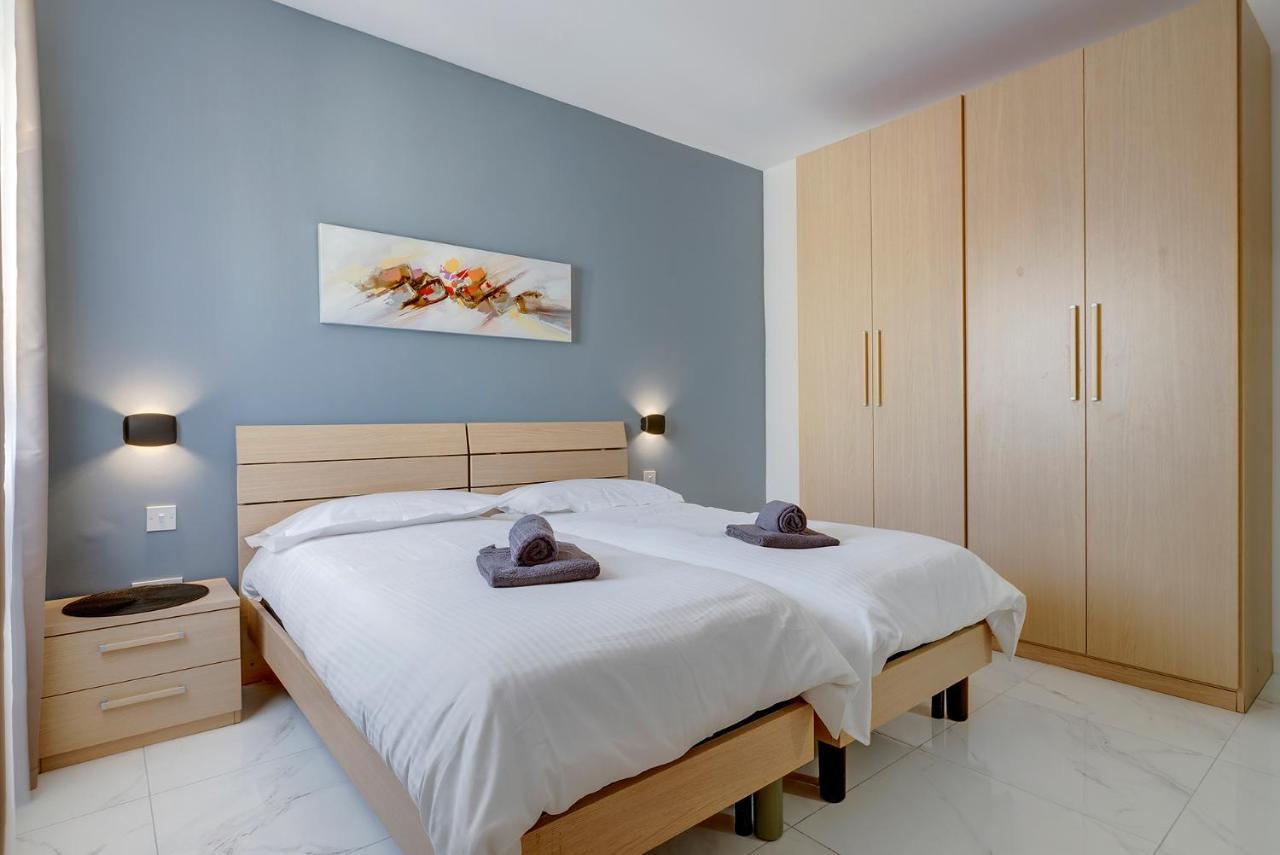Апартаменти Chic 2Br Penthouse Steps From The Promenade Сліма Екстер'єр фото